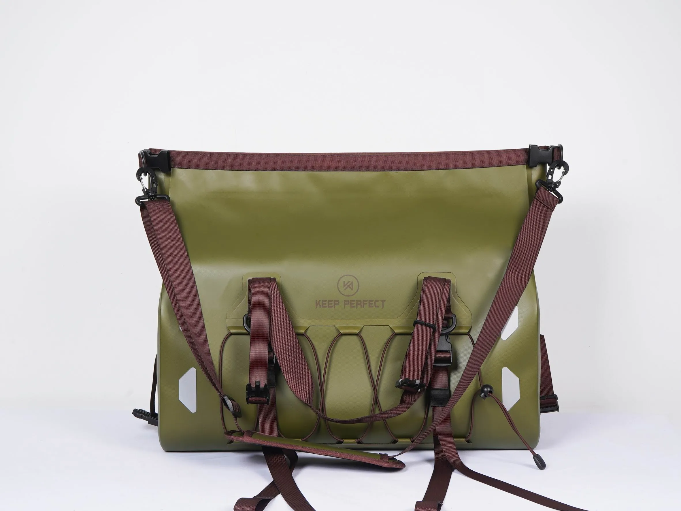 Custom waterproof outdoor dry bag produced at a 500-piece MOQ